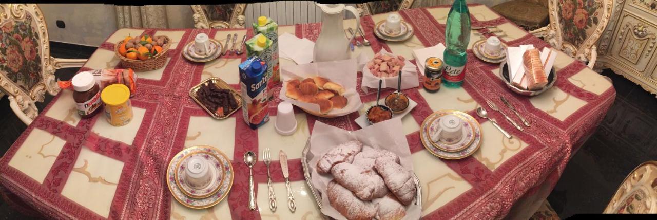 Colazione Da Lolly Panzió Nápoly Kültér fotó