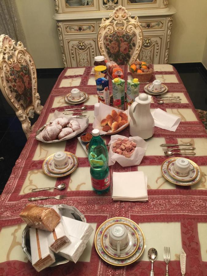 Colazione Da Lolly Panzió Nápoly Kültér fotó