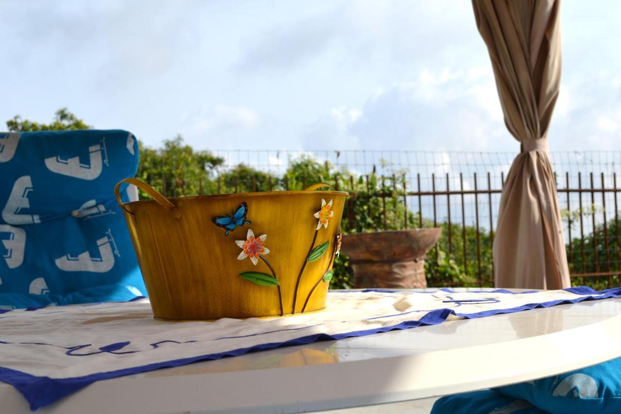 Colazione Da Lolly Panzió Nápoly Kültér fotó